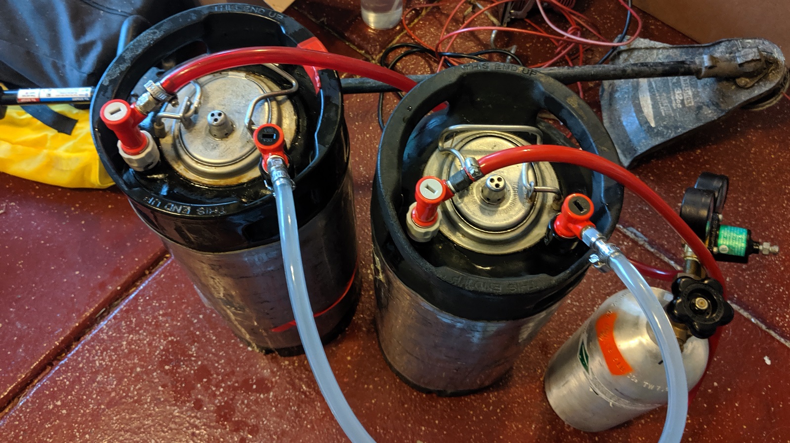 12_underpitchkveik_kegging